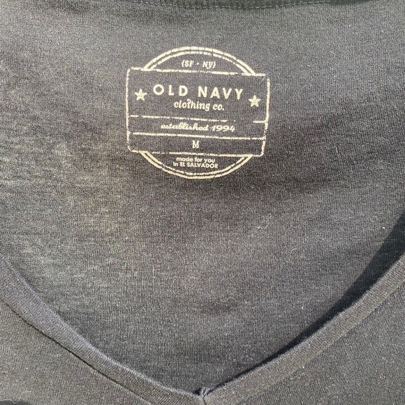 Old Navy t-shirt v-neck short sleeve tee black Medium - Picture 9 of 12
